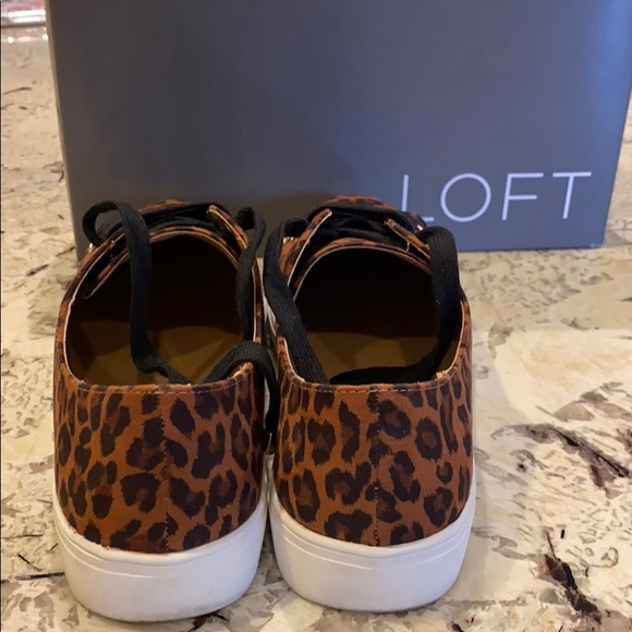 Leopard print lace up sneaker - Picture 4 of 7